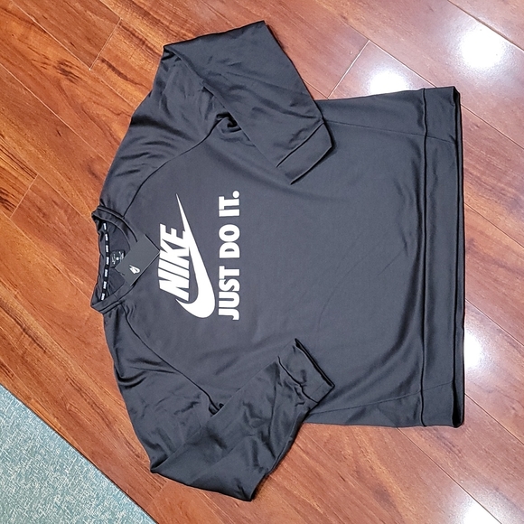 Nike Shirts Nwt Mens Nike Sweatshirt Poshmark
